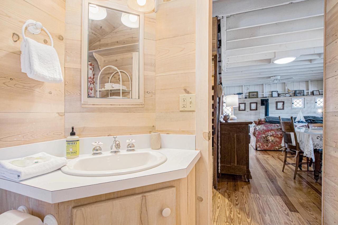 Anna'S Cottage Saugatuck Εξωτερικό φωτογραφία